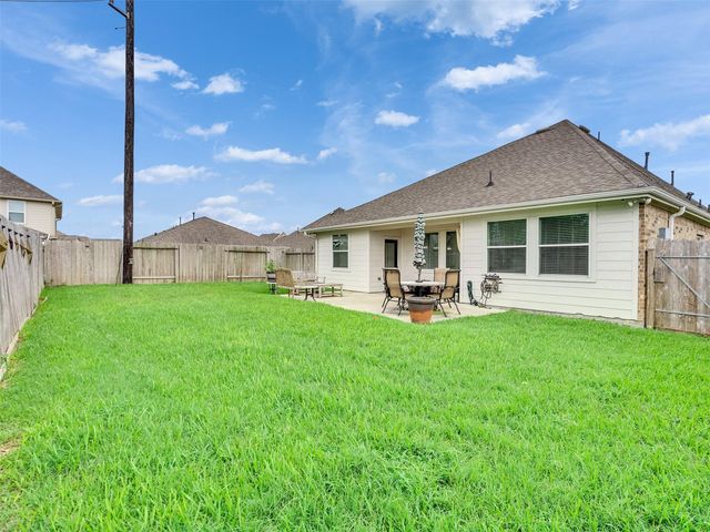 14247 Medina Drive, Baytown, TX 77523