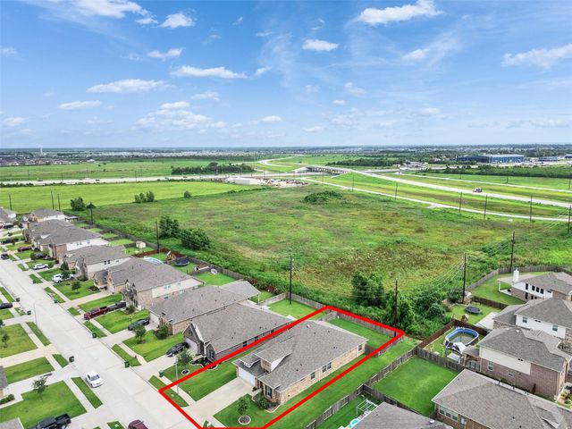 14247 Medina Drive, Baytown, TX 77523