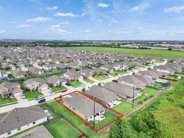 14247 Medina Drive, Baytown, TX 77523