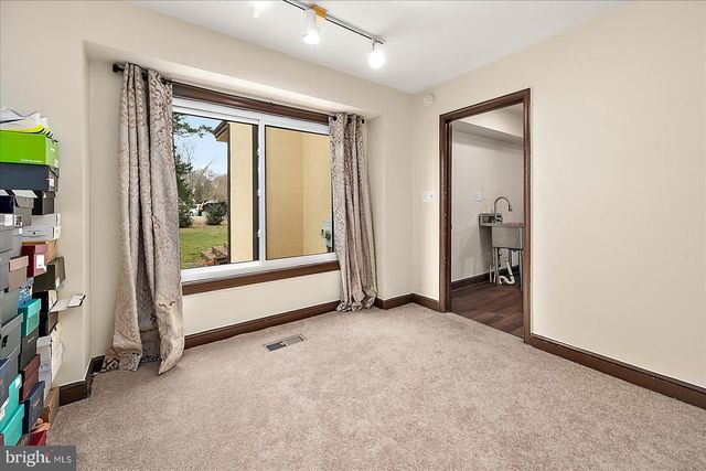 5660 CALEDONIA DR, Salisbury, MD 21801