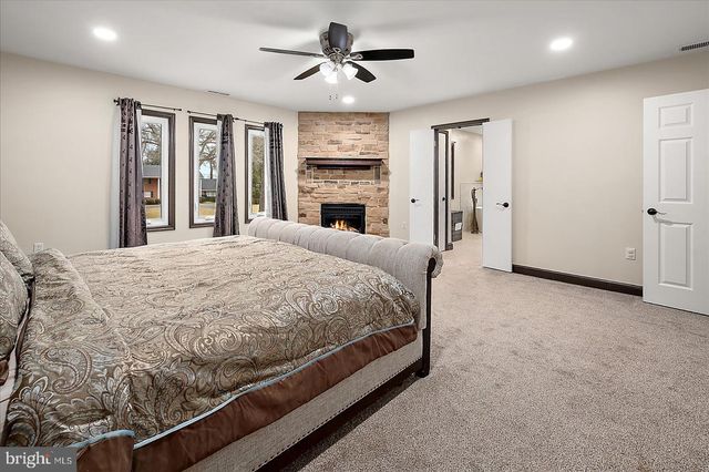 5660 CALEDONIA DR, Salisbury, MD 21801