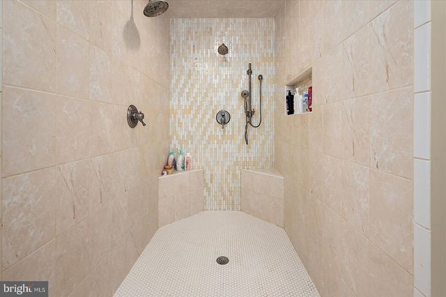 5660 CALEDONIA DR, Salisbury, MD 21801