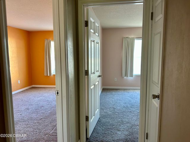 420 Banana Cay Dr Apt B, South Daytona, FL 32119