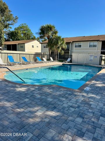 420 Banana Cay Dr Apt B, South Daytona, FL 32119