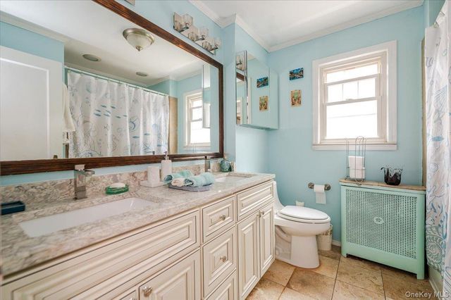 57 Carol Street, Lynbrook, NY 11563