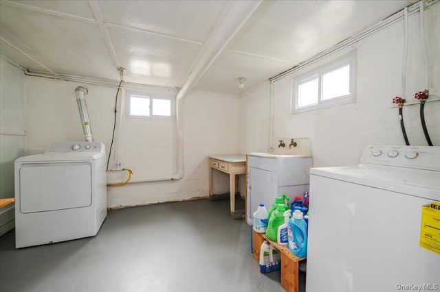 57 Carol Street, Lynbrook, NY 11563