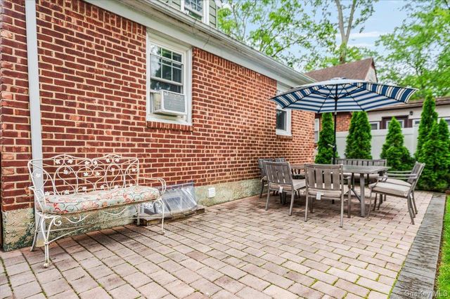 57 Carol Street, Lynbrook, NY 11563