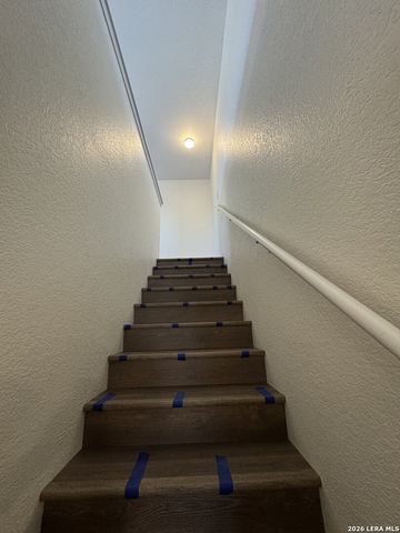 9022 WALKING CRK, San Antonio, TX 78254