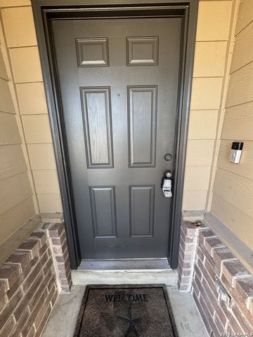 9022 WALKING CRK, San Antonio, TX 78254