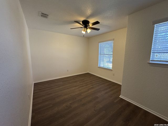 9022 WALKING CRK, San Antonio, TX 78254