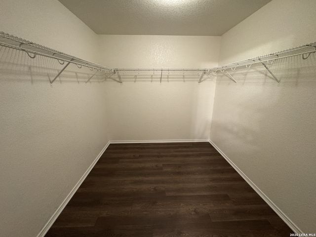 9022 WALKING CRK, San Antonio, TX 78254