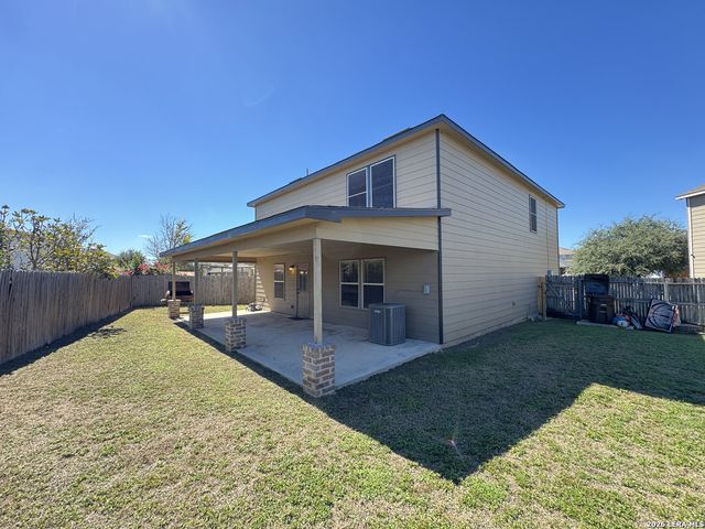 9022 WALKING CRK, San Antonio, TX 78254