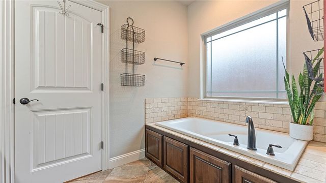 201 Pebble Beach Drive, Cave Springs, AR 72718