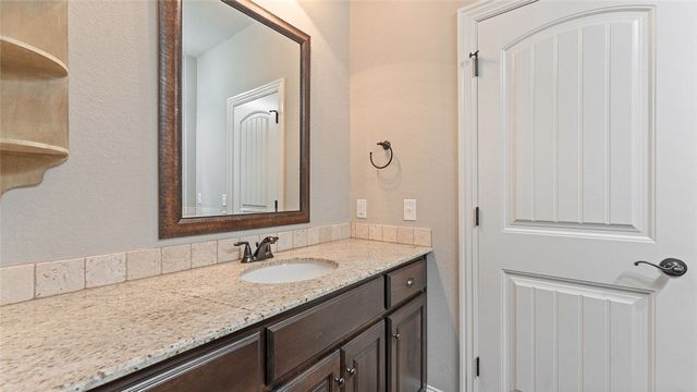 201 Pebble Beach Drive, Cave Springs, AR 72718