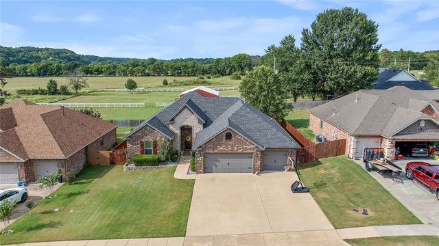 201 Pebble Beach Drive, Cave Springs, AR 72718