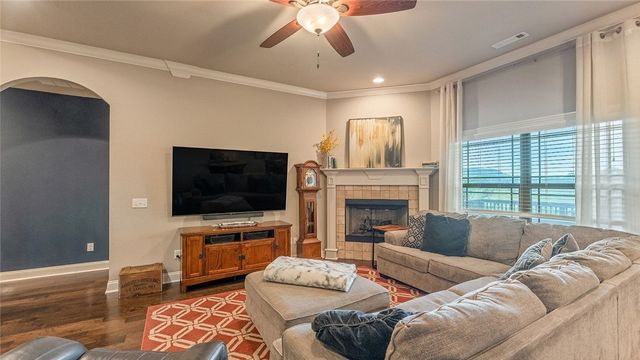 201 Pebble Beach Drive, Cave Springs, AR 72718