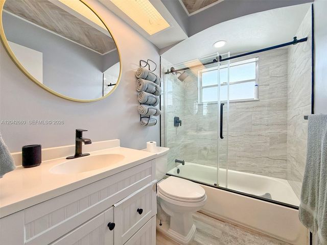 2359 Gabriel Lane, West Palm Beach, FL 33406