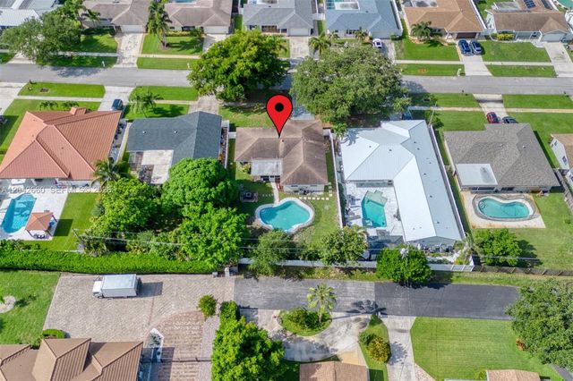 2359 Gabriel Lane, West Palm Beach, FL 33406