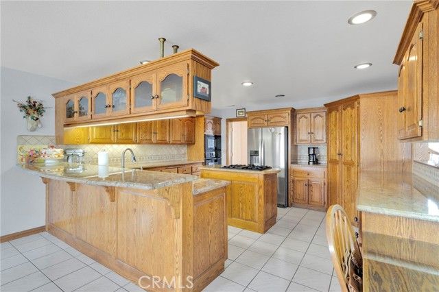 18475 Trout, Victorville, CA 92395