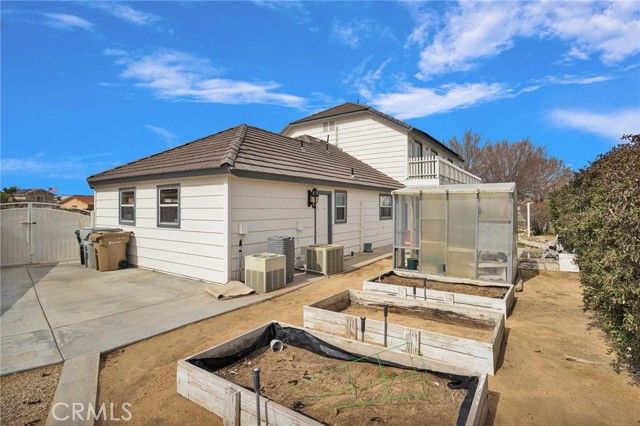 18475 Trout, Victorville, CA 92395