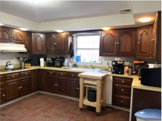 186 Mills St, Morristown Town, NJ 07960