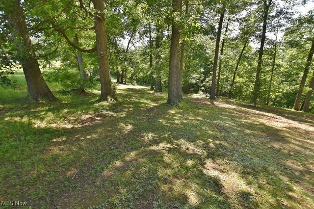 5007 Raven Road SE, Carrollton, OH 44615