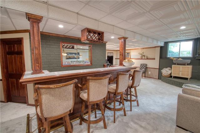 8512 W 139th Street, Overland Park, KS 66223