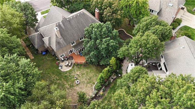 8512 W 139th Street, Overland Park, KS 66223