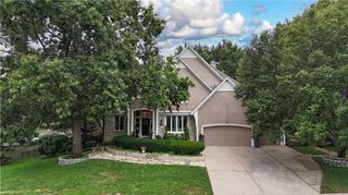 8512 W 139th Street, Overland Park, KS 66223
