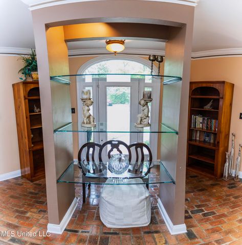 4829 Old Spanish Trail, Gautier, MS 39553