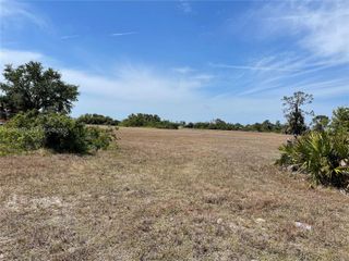 2818 NE 1st, Cape Coral, FL 33909