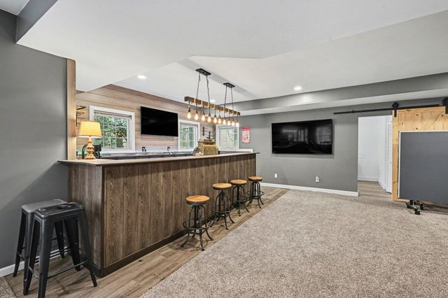 6390 Shugarbush Trail, Kalamazoo, MI 49009