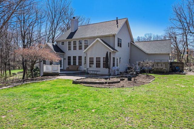 6390 Shugarbush Trail, Kalamazoo, MI 49009