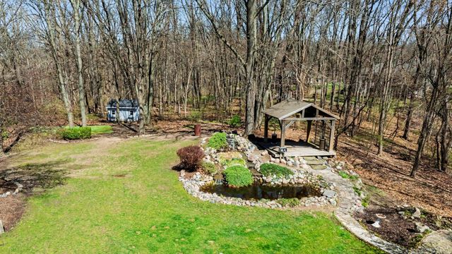 6390 Shugarbush Trail, Kalamazoo, MI 49009