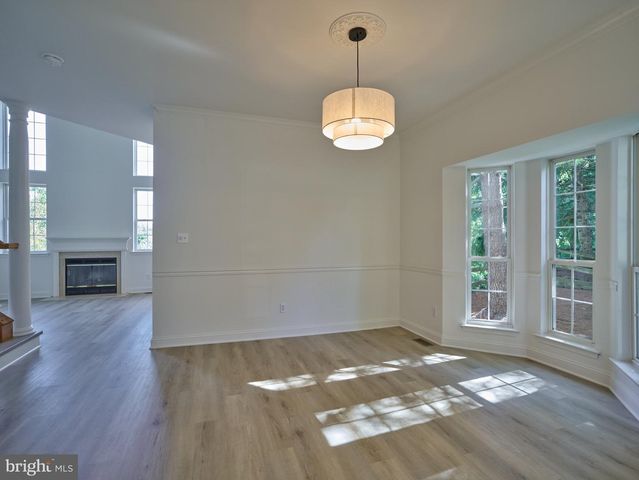 28 HERITAGE HILLS DR, Washington Crossing, PA 18977