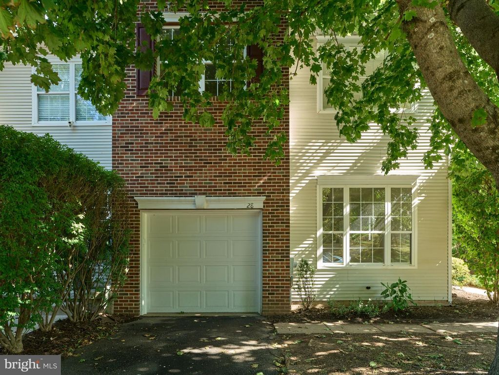 28 HERITAGE HILLS DR, WASHINGTON CROSSING, PA 18977 — photo 2