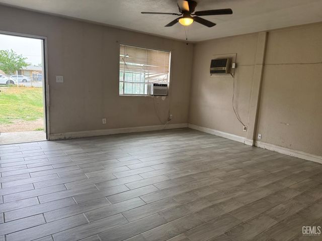 507 L Street, Bakersfield, CA 93304