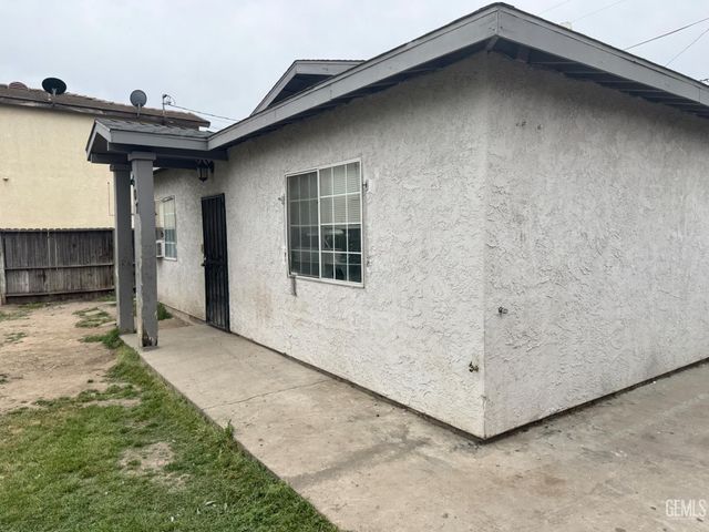 507 L Street, Bakersfield, CA 93304