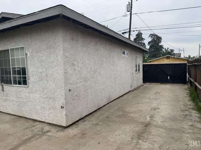 507 L Street, Bakersfield, CA 93304