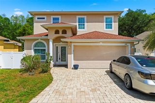 4118 WOODACRE LANE, Tampa, FL 33624