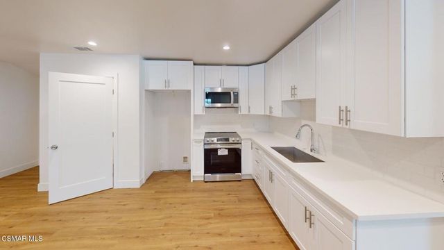 971 Calle Nogal A, Thousand Oaks, CA 91360