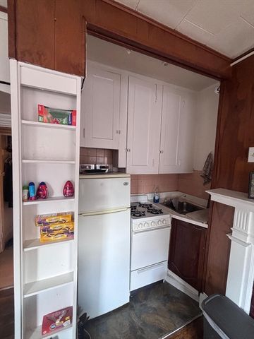 85 Phillips St. 7, Boston, MA 02114