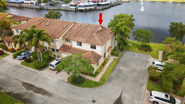 6797 Via Regina 4, Boca Raton, FL 33433