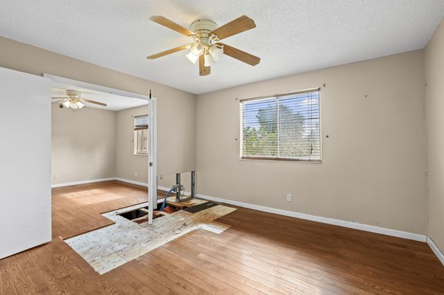 6797 Via Regina 4, Boca Raton, FL 33433