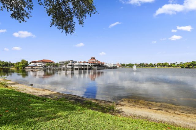 6797 Via Regina 4, Boca Raton, FL 33433