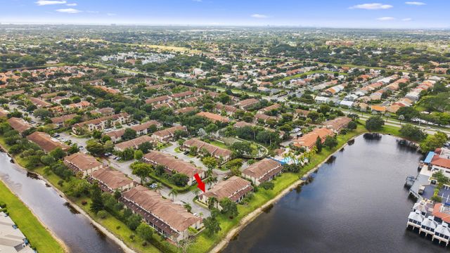 6797 Via Regina 4, Boca Raton, FL 33433