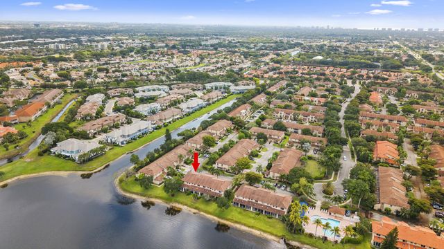 6797 Via Regina 4, Boca Raton, FL 33433