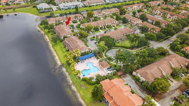 6797 Via Regina 4, Boca Raton, FL 33433