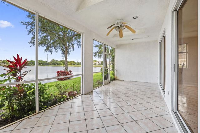 6797 Via Regina 4, Boca Raton, FL 33433