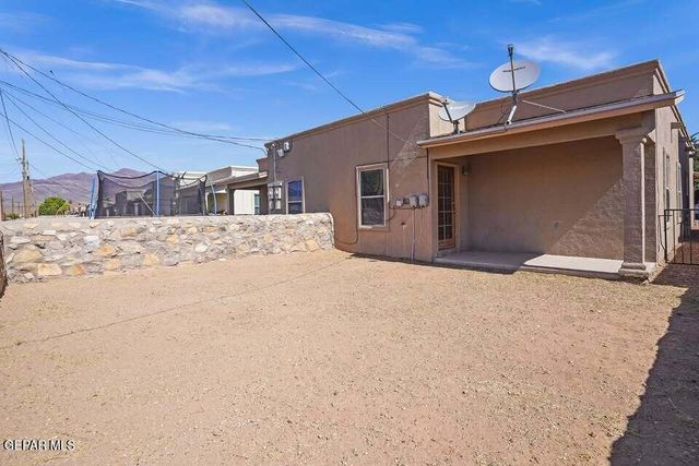 5740 Saluki Drive B, El Paso, TX 79924